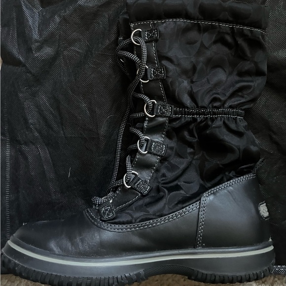 Like New Black Coach Winter Boots Size 5- will fit a size 6! - Picture 2 of 5